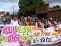 Santa Cruz Fiesta tpica - Chicas de carneval de Puntarenas